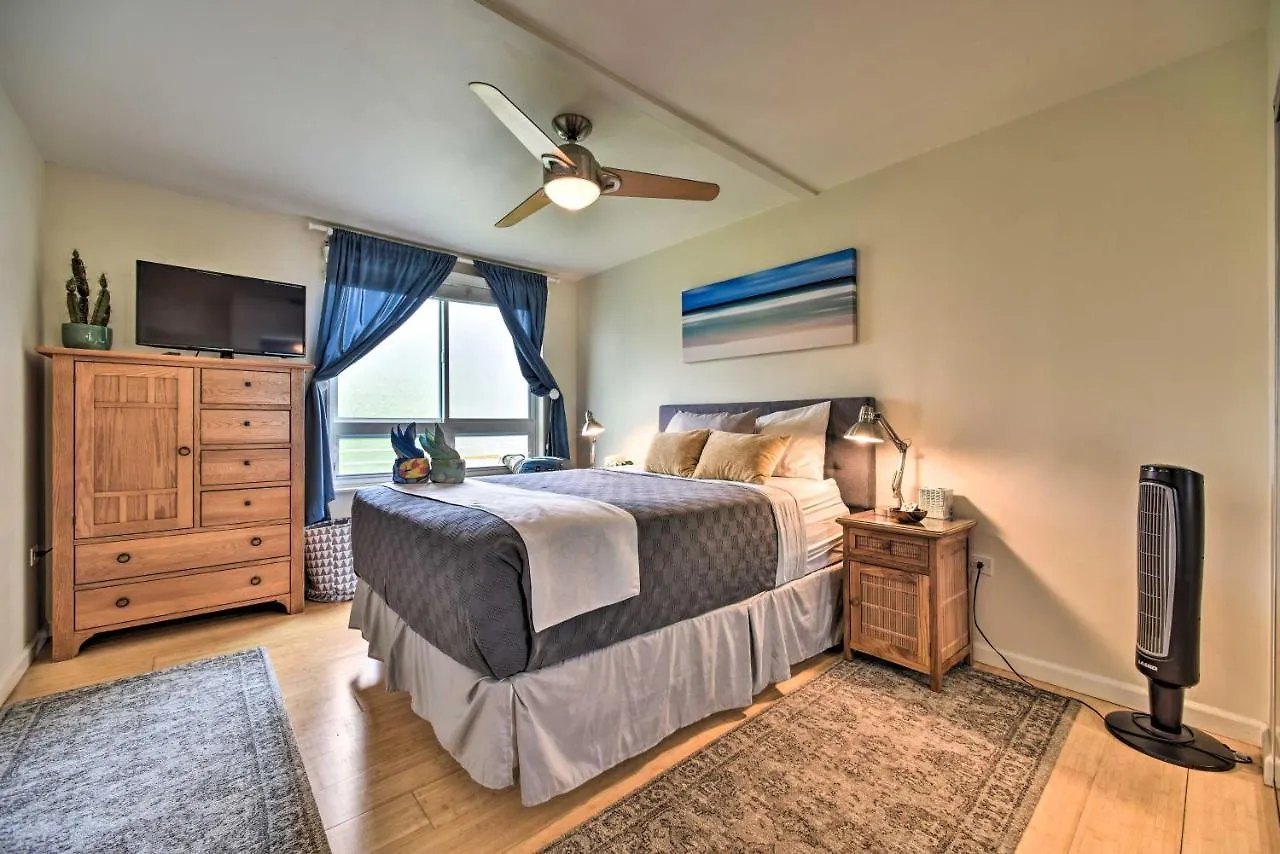 Comfy Tropical Condo With Pool - Walk To Beach! contacts